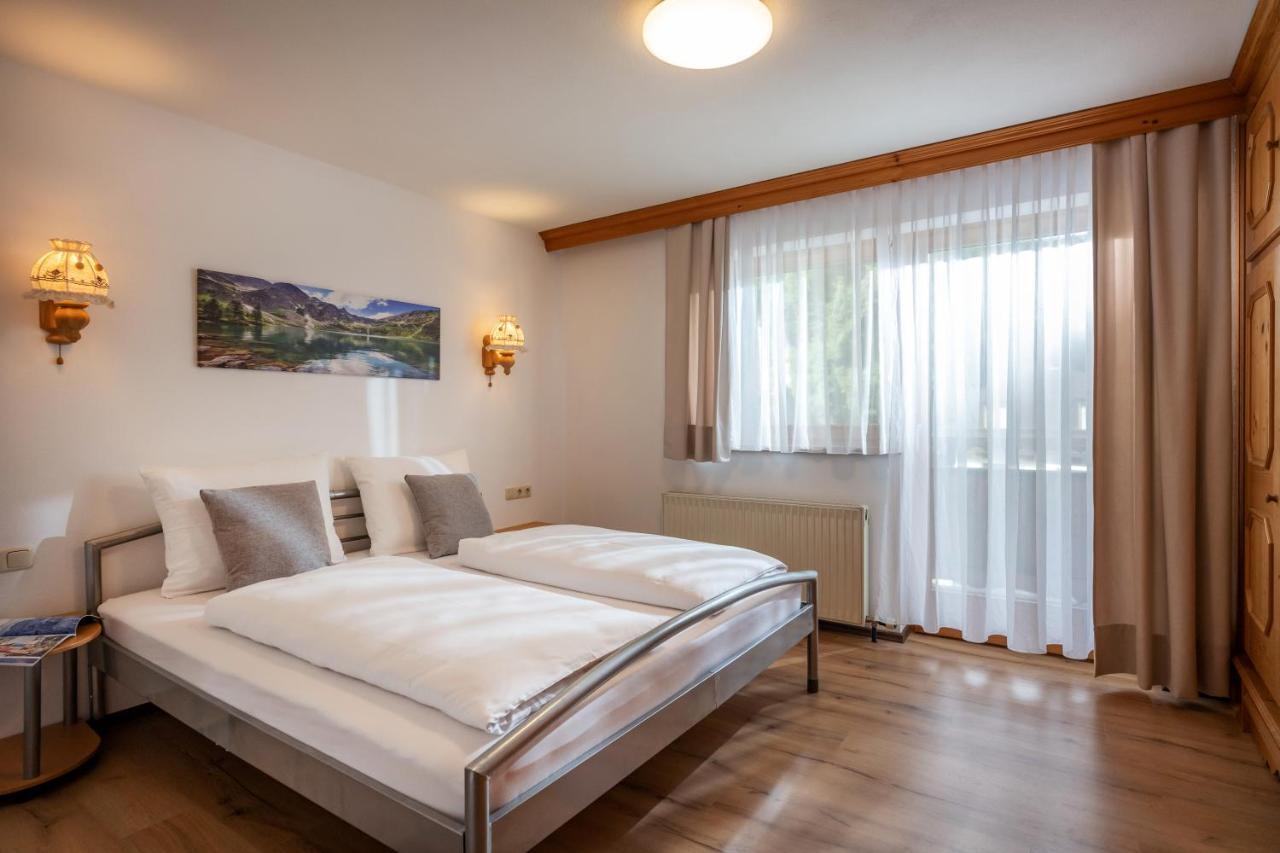 Hotel Schmiedboden Oberndorf in Tirol Exterior foto